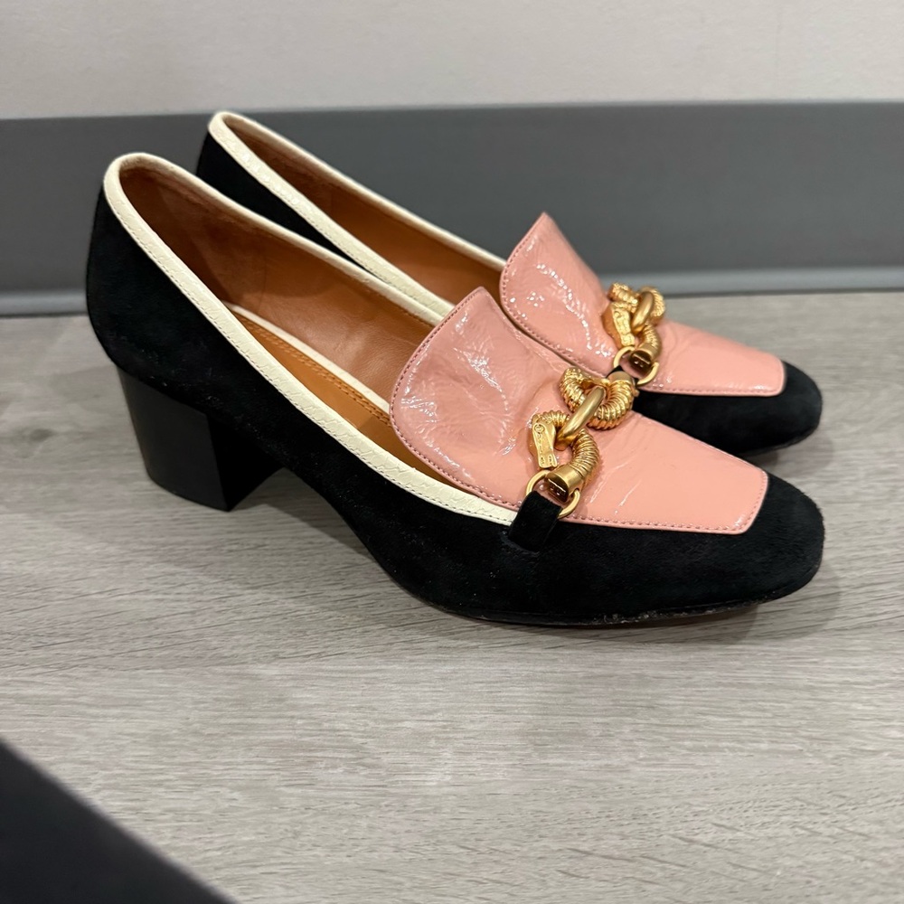 Tory Burch Pump Loafer Jessa Chain in Patent Pink Black - Picture 4 of 10